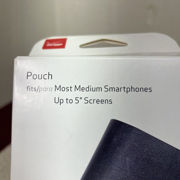 Verizon Universal Leather Pouch with Belt Clip for Medium Size Devices - Black - Picture 8 of 9